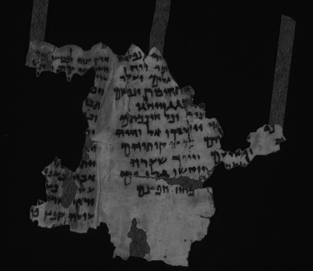 4Q Psalms f (Scan 4) showing Psalms 106:28 from Late 2nd Century BC – Late 1st Century BC found in Qumran, Cave 4, currently housed at Rockefeller Museum, Jerusalem