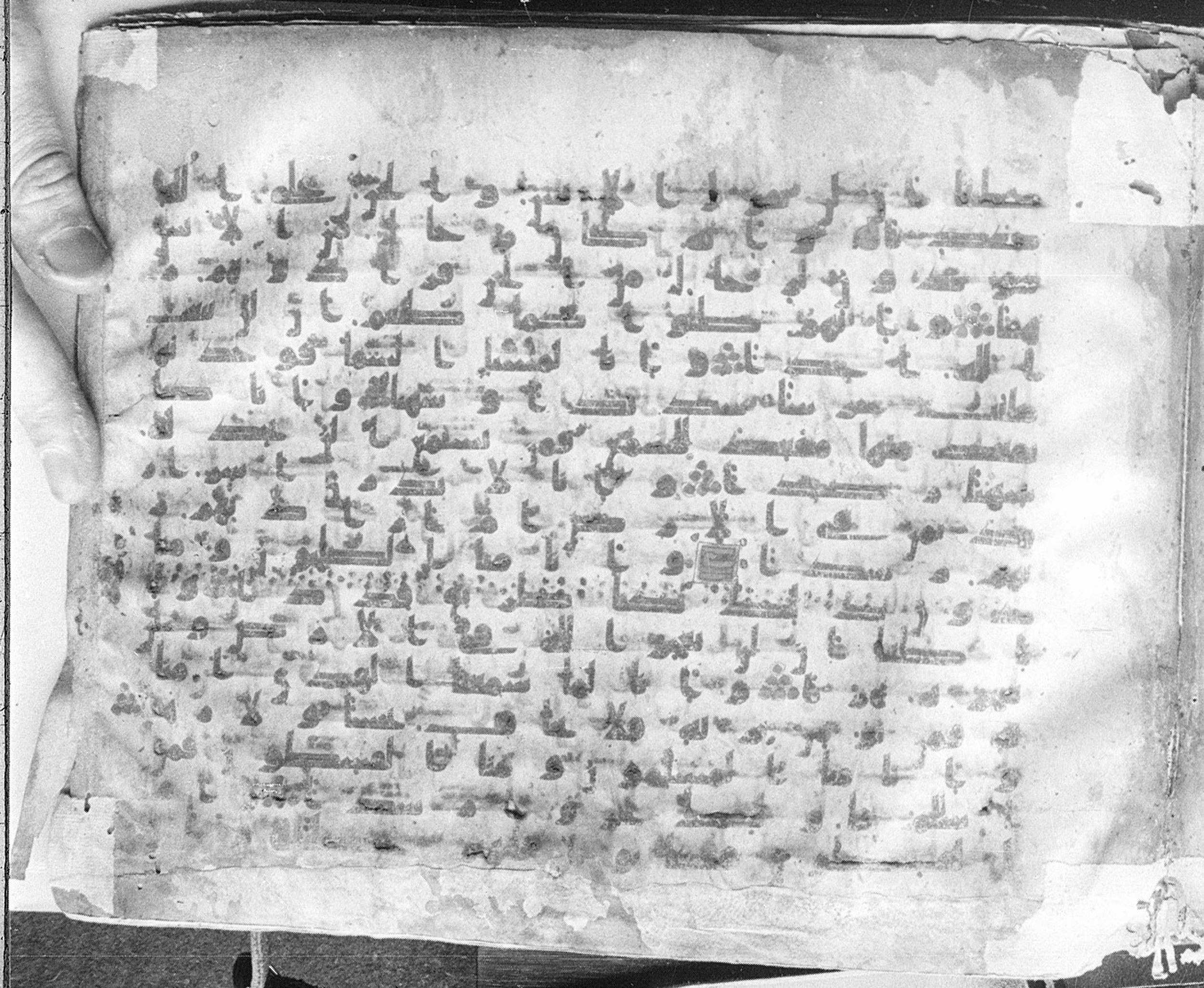 Meknes, Private library of Sherif ʿAbdarraḥmān b. Zīdān, no call number, in kūfī (type C.I) script, showing Surah 72:13 from 8th Century AD found in Meknes, Morocco, currently housed at Private library of Sherif ʿAbdarraḥmān b. Zīdān, Meknes (with fragments in Rabat, Kuwait, and private collections)