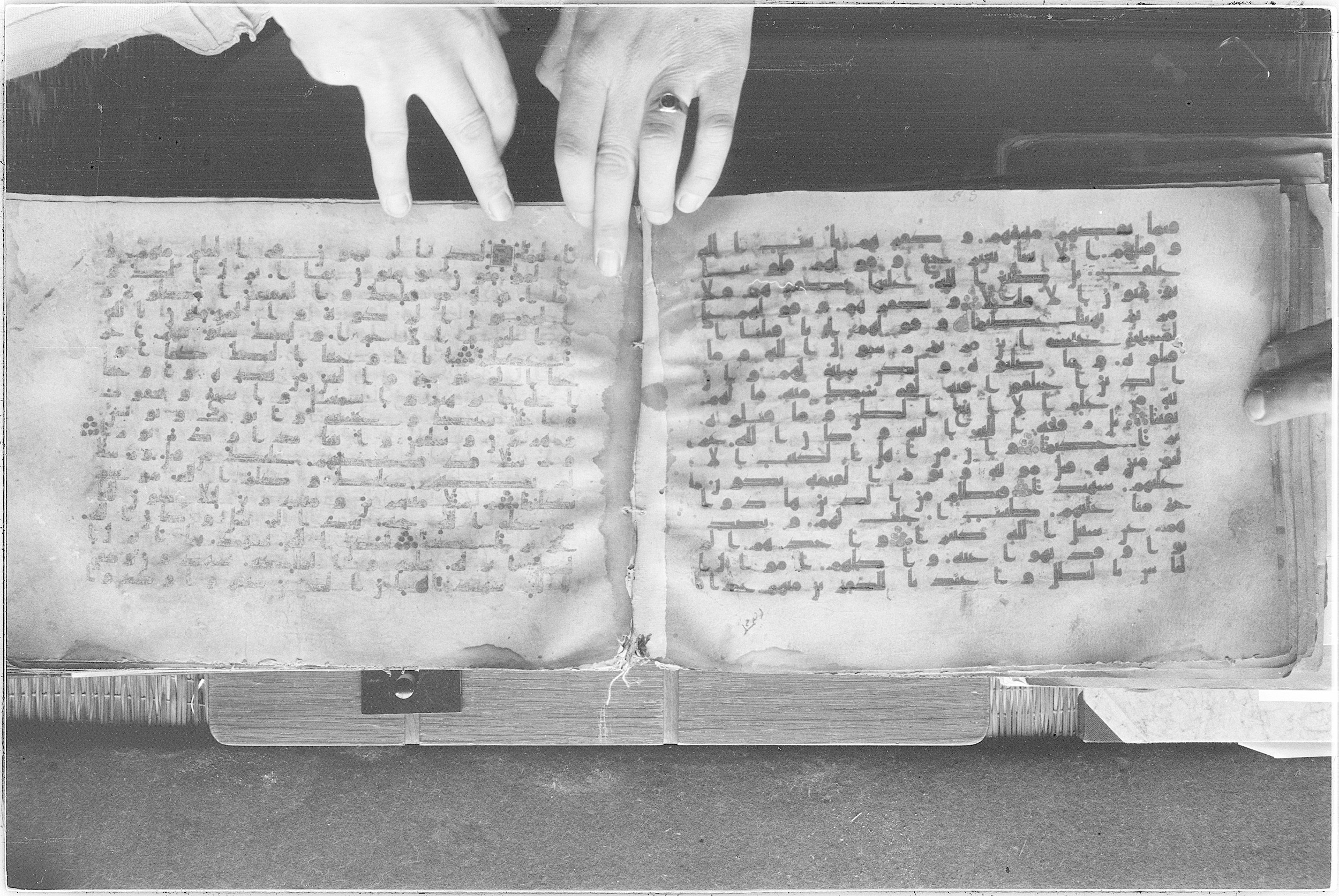 Meknes, Private library of Sherif ʿAbdarraḥmān b. Zīdān, no call number (Scan 2), in kūfī (type C.I) script, showing Surah 4:161 from 8th Century AD found in Meknes, Morocco, currently housed at Private library of Sherif ʿAbdarraḥmān b. Zīdān, Meknes (with fragments in Rabat, Kuwait, and private collections)