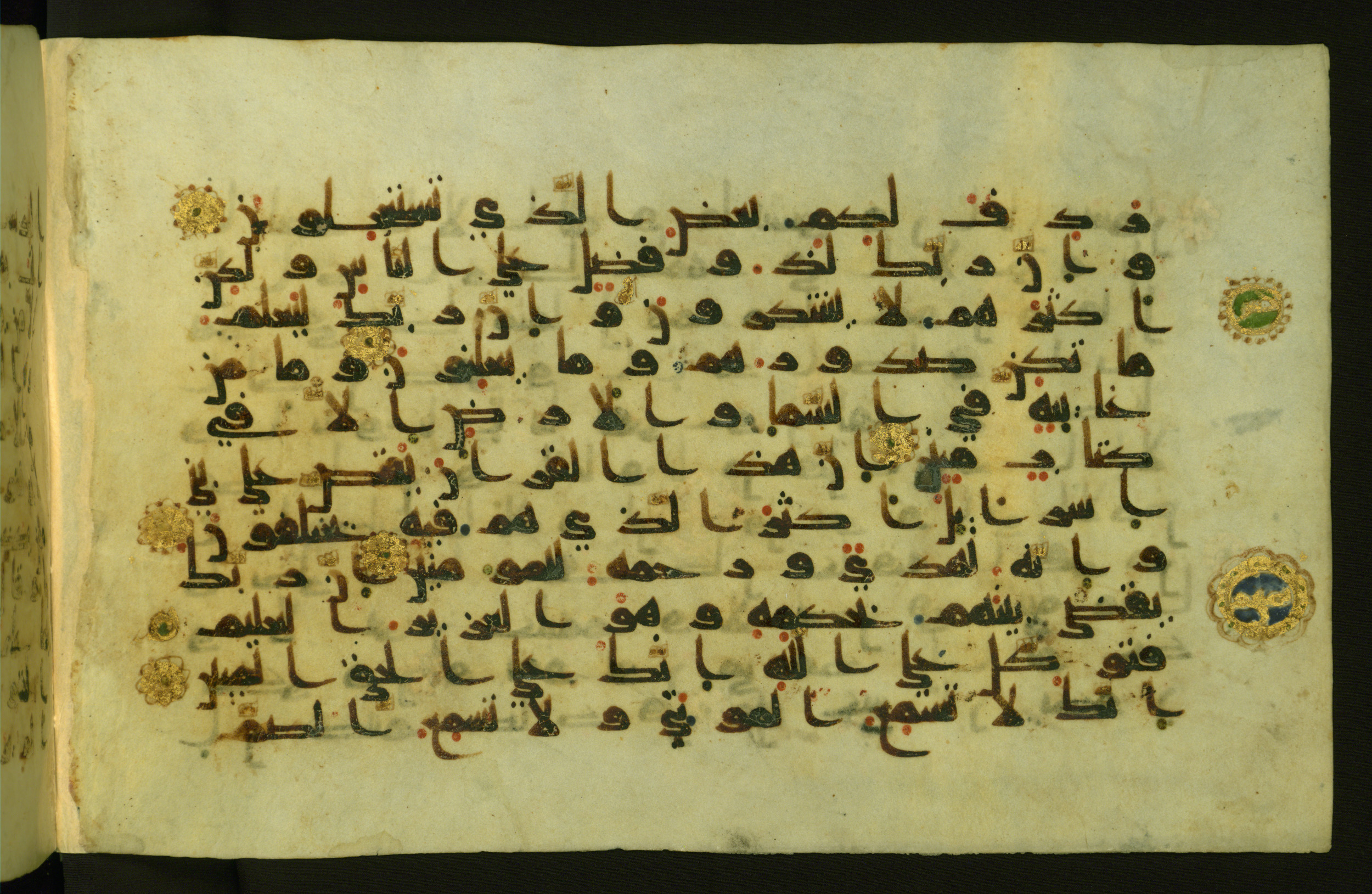 Walters W.554, in Early Abbasid (Kufic) script, showing Surah 27:76 from Late 9th Century AD found in Egypt, currently housed at The Walters Art Museum, Baltimore, Maryland